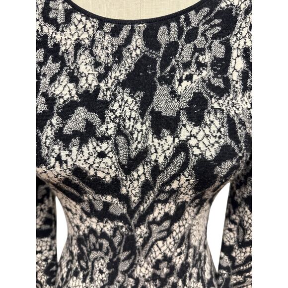 DKNY Knit Lace Print Fit & Flare Dress Size Small - Picture 2 of 9